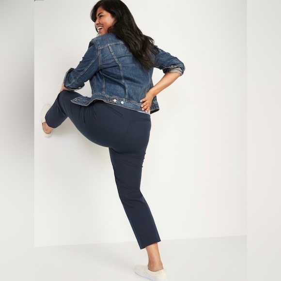 NWT! Old Navy High-Waisted Pixie Straight Ankle Pants Navy - Multiple 💙 - Picture 6 of 8